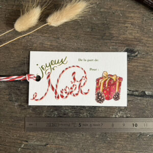 Lot de 8 Etiquettes Cadeau de Noël – motif cadeau